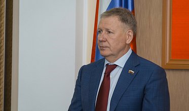 Детям-сиротам – дополнительно более 500 млн рублей